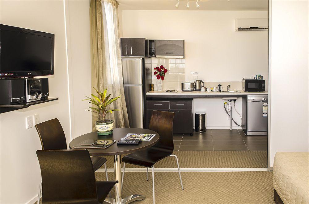 Quest Henderson Serviced Apartments Auckland Exterior photo